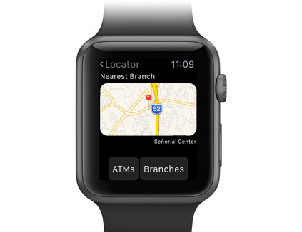 Apple Watch mostrando la dirección hacia una sucursal de Popular a través de la aplicación de Mi Banco Online